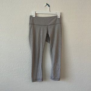 Lululemon light grey wonder under crops
